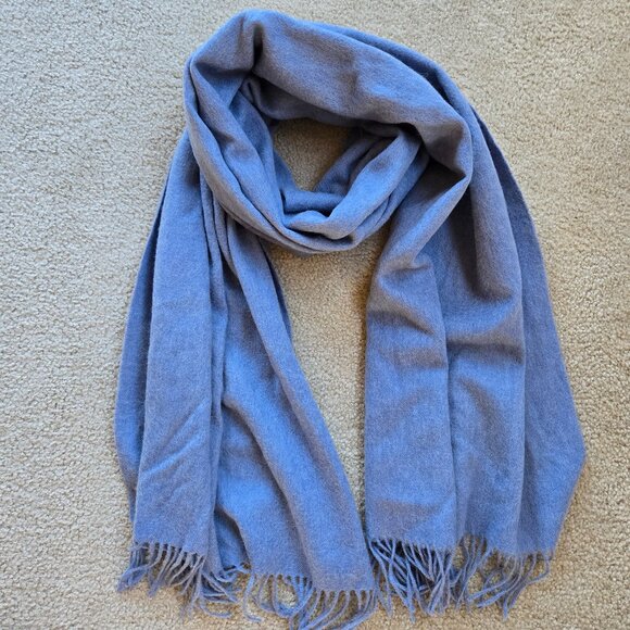 NWOT Large Thick Soft Wool Scarf with Fringe Cornflower Blue - Picture 1 of 6